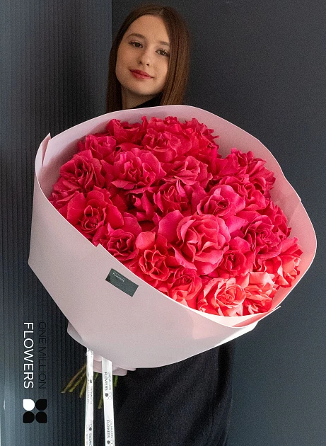 Букет из 25 французских роз "Пинк Флойд" Эквадор